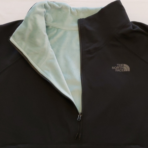The North Face Women's Shelbe Pullover. - Picture 4 of 10